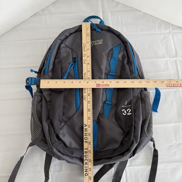 black and rose gold jester north face backpack Women's Luxe pebble-grained leather Louis Vuitton Avenue Sling Color:Morocco The TNF Jester Luxe
